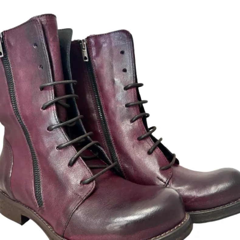 Amphibian In Burgundy Dipped Leather Blake Stitched