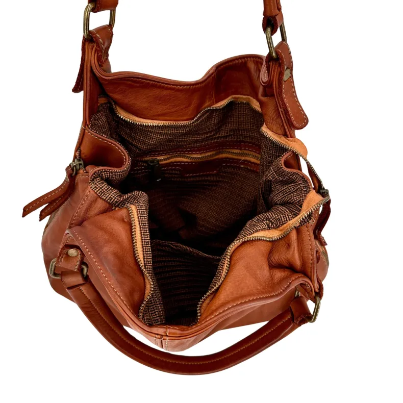 Beatrice – Handcrafted Bag With Side Gussets