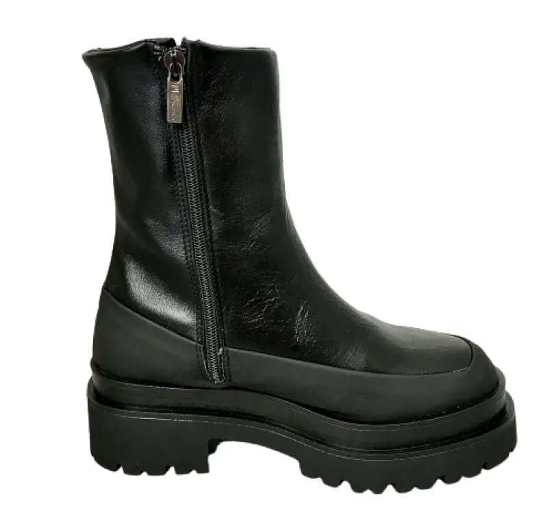 Black Ankle Boot With Tank Bottom