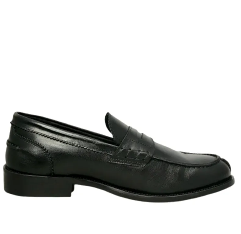 Black College Moccasin Stitched Blake