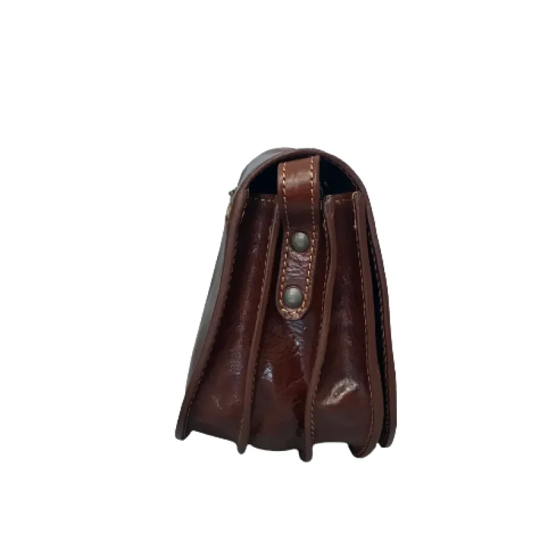 Handcrafted Postman With Shoulder Strap M