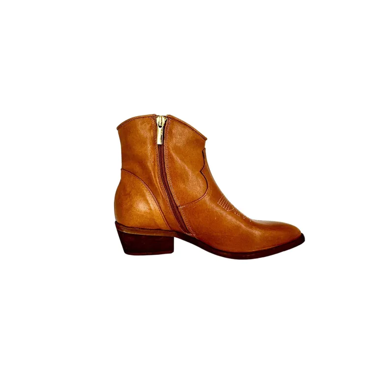 Handcrafted Texan In Low PFV Leather