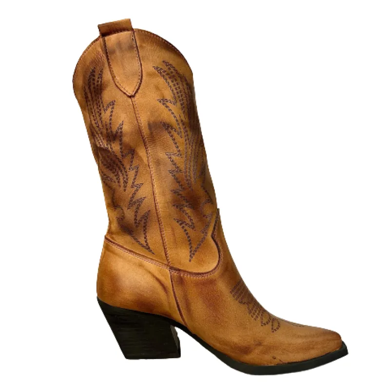 Handcrafted Texan In Medium Leather Lasered Leather