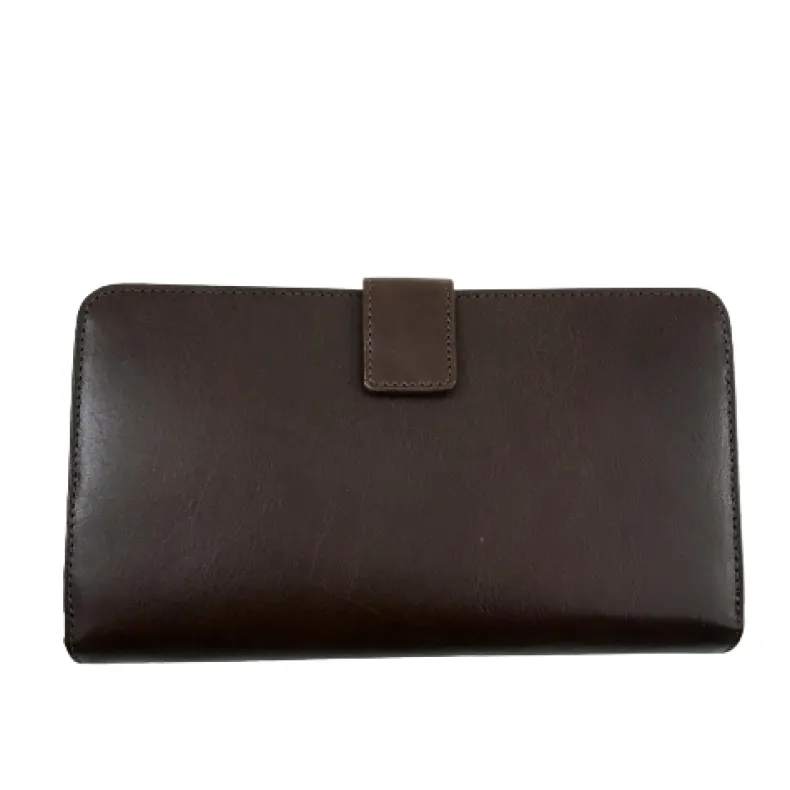 Handcrafted Wallet With Two Closures