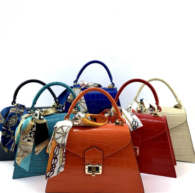 Poppy – Crocodile Leather Trapeze Bag