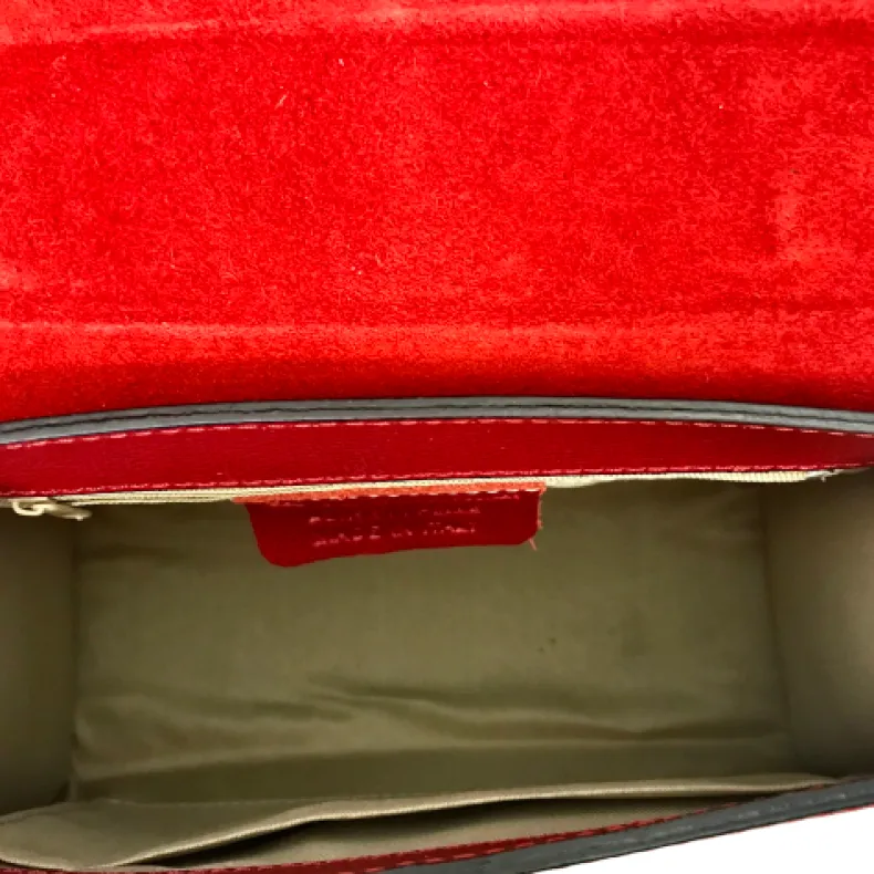 Rigid Red Bag With Scarf